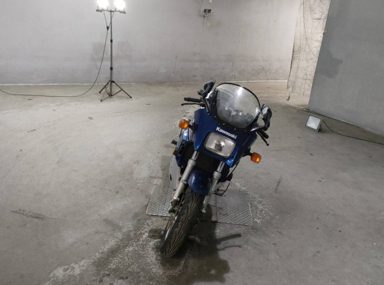 Мотоцикл Kawasaki GPZ900R з пробігом 64689 km