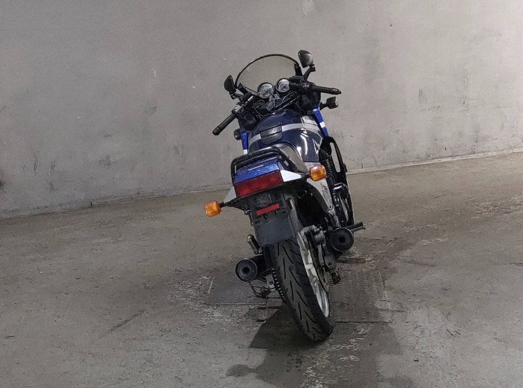 Мотоцикл Kawasaki GPZ900R з пробігом 64689 km