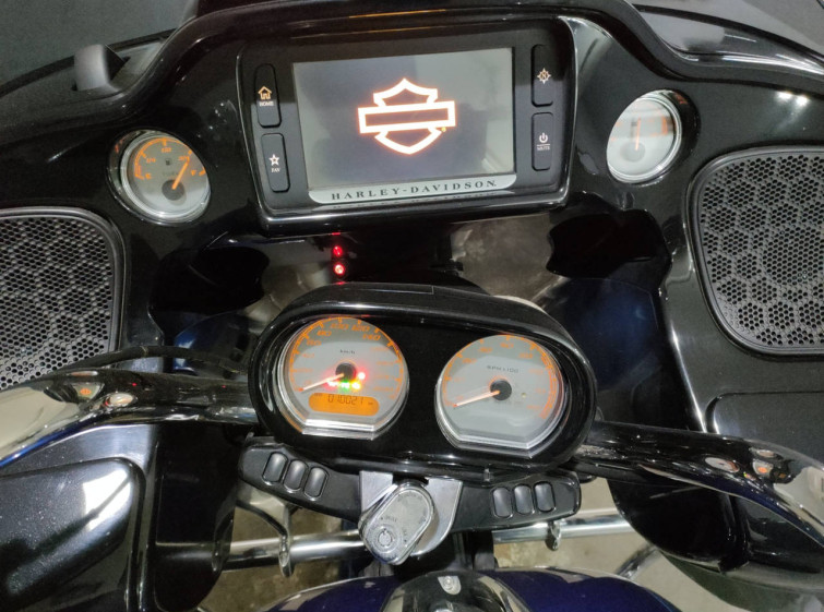 Мотоцикл HD ROAD GLIDE FLTRXS1690 с пробегом 10021 km