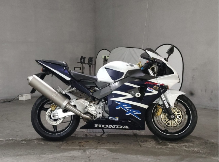 Мотоцикл Honda CBR954RR з пробігом 15426 km