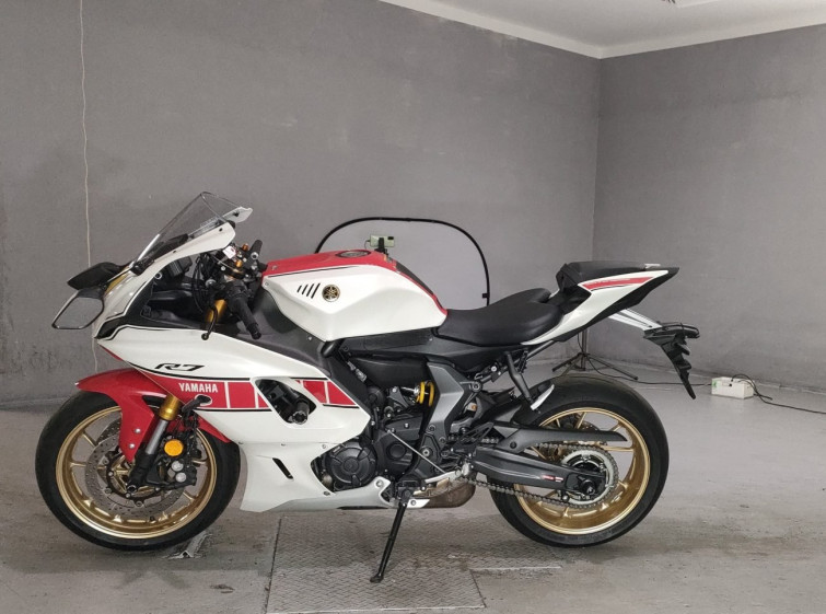 Мотоцикл Yamaha YZF-R7 з пробігом 2420 km