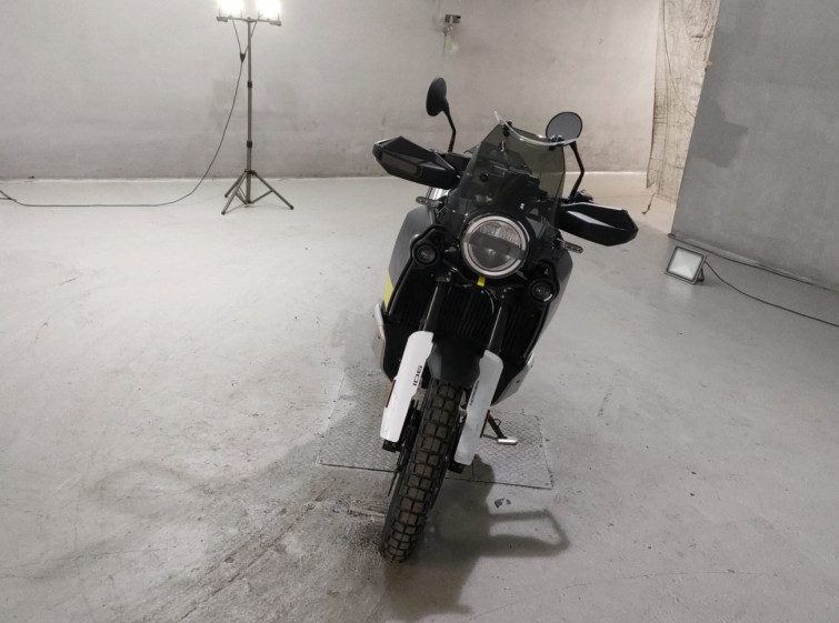 Мотоцикл Husqvarna NORDEN901 з пробігом 6369 km