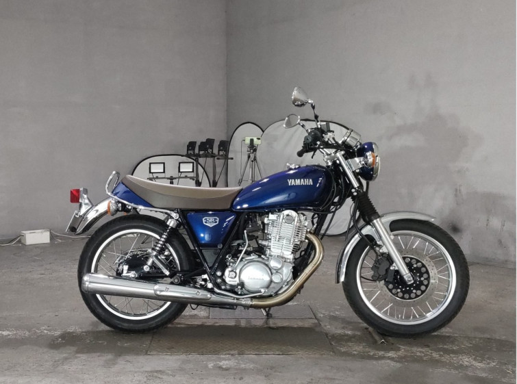 Мотоцикл Yamaha SR400 с пробегом 1345 km