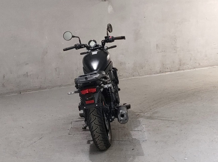 Мотоцикл Kawasaki ELIMINATOR 400 с пробегом 3211 km