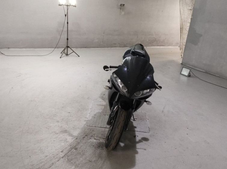 Мотоцикл Yamaha YZF-R1 с пробегом 22246 km