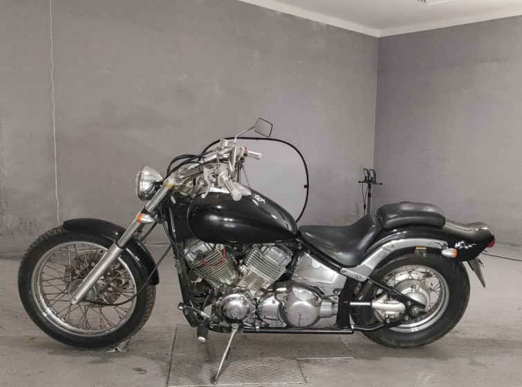 Мотоцикл Yamaha DRAGSTAR XVS400 с пробегом 21979 km