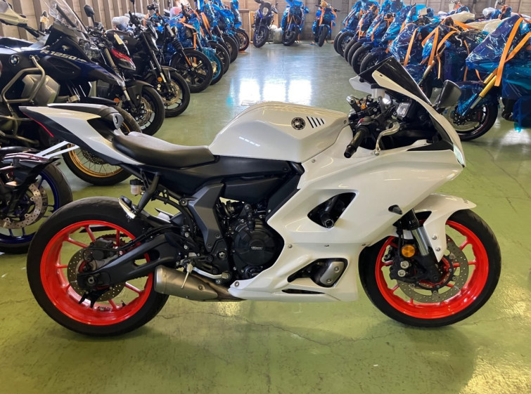 Мотоцикл Yamaha YZF-R7 с пробегом 17625 km