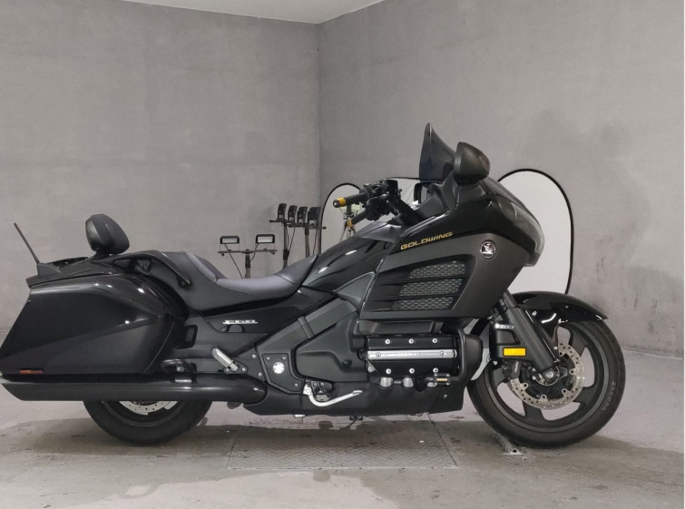 Мотоцикл Honda GL1800 F6B BAGGER з пробігом 53490 km