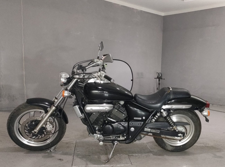 Мотоцикл Honda MAGNA250 с пробегом 5842 km