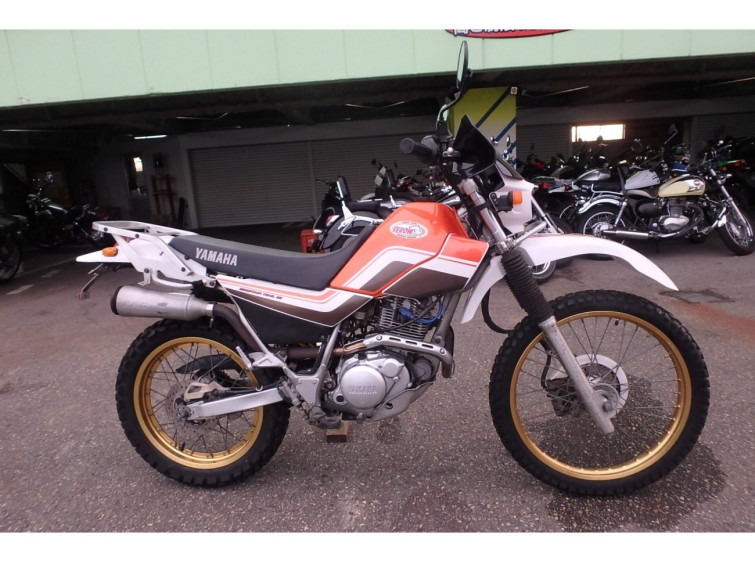Мотоцикл Yamaha ｾﾛｰ225 с пробегом 31434 km
