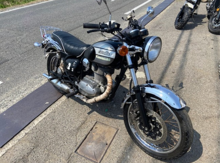 Мотоцикл Kawasaki ESTRELLA