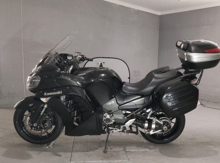Мотоцикл Kawasaki CONCOURS 14 з пробігом 18845 km