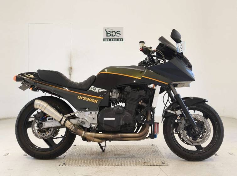 Мотоцикл Kawasaki GPZ900R с пробегом 39748 km