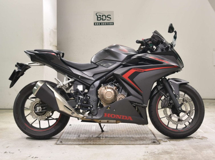 Мотоцикл Honda CBR400R с пробегом 74343 km