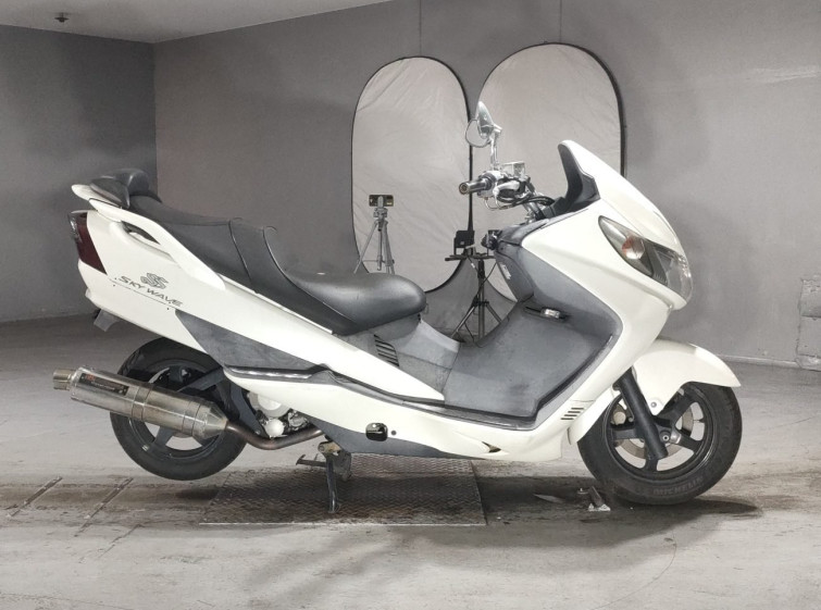 Мотоцикл Suzuki SKYWEAVE 250SS з пробігом 72755 km