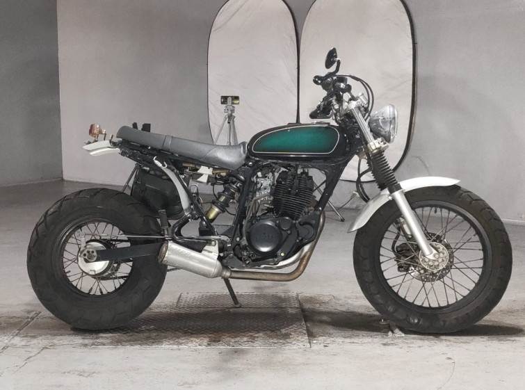 Мотоцикл Yamaha TW200 с пробегом 15066 km