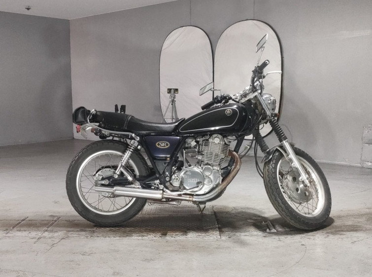 Мотоцикл Yamaha SR400 с пробегом 46983 km