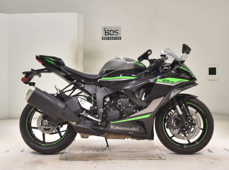 Мотоцикл Kawasaki ZX-6RA з пробігом 6204 km