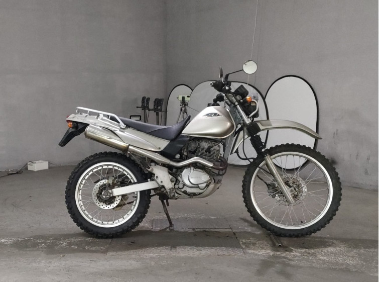 Мотоцикл Honda SL230 з пробігом 26108 km