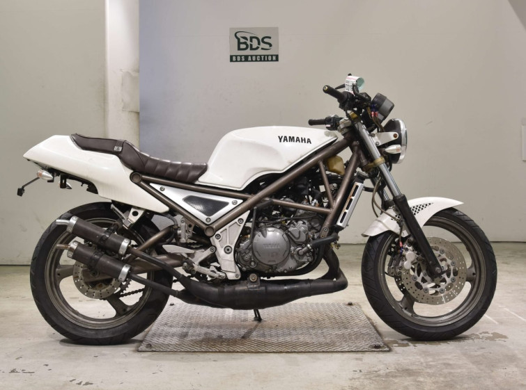 Мотоцикл Yamaha R1-Z с пробегом 14835 km