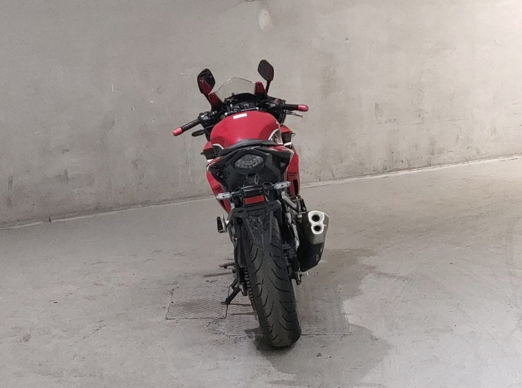 Мотоцикл Honda CBR400R с пробегом 85033 km