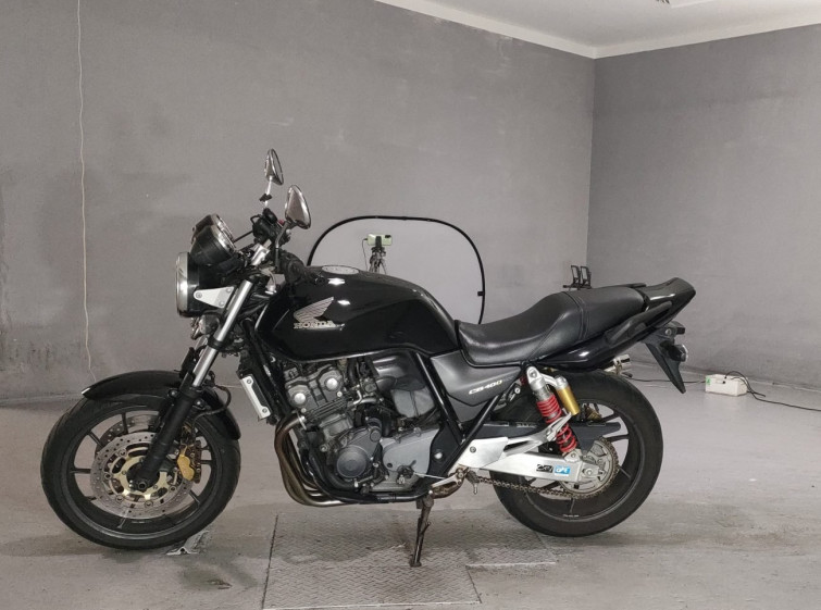 Мотоцикл Honda CB400SFV с пробегом 37001 km