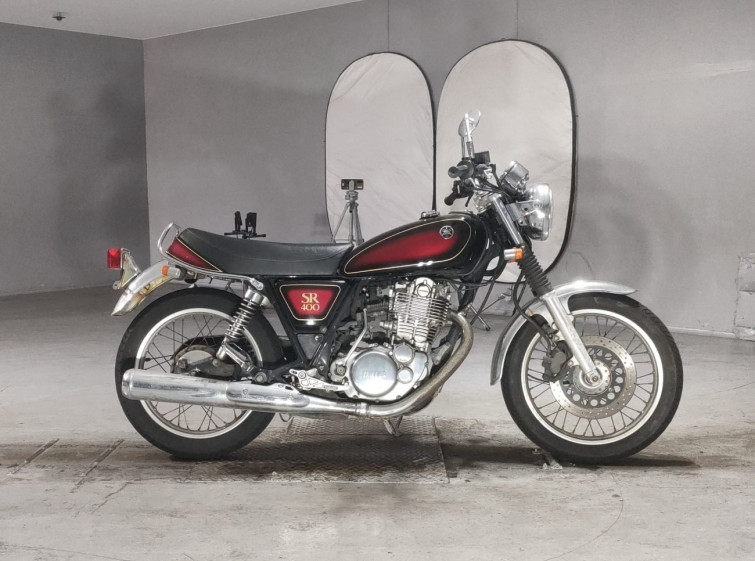 Мотоцикл Yamaha SR400 з пробігом 64471 km