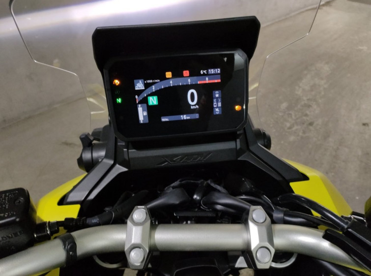 Мотоцикл Honda X-ADV750 з пробігом 16 km