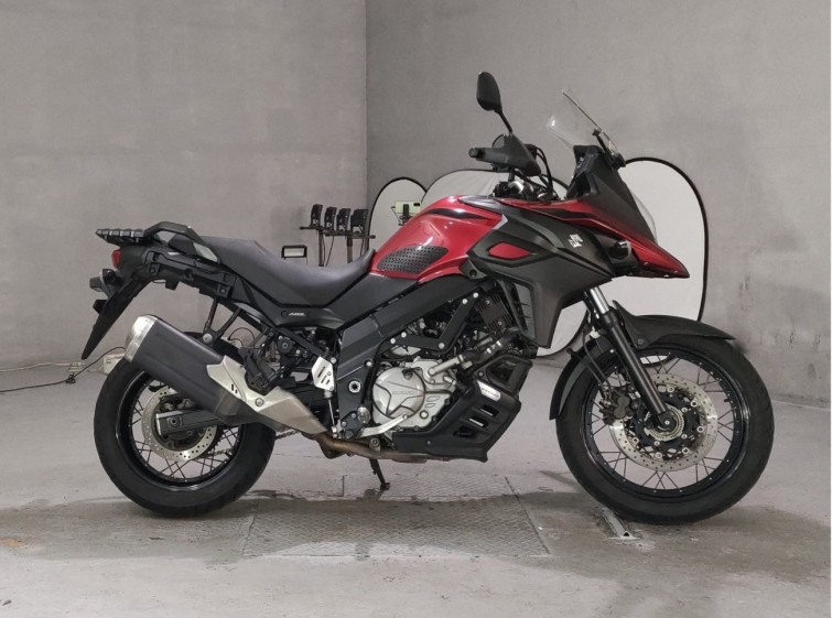Мотоцикл Suzuki V-STROM DL650 з пробігом 78704 km