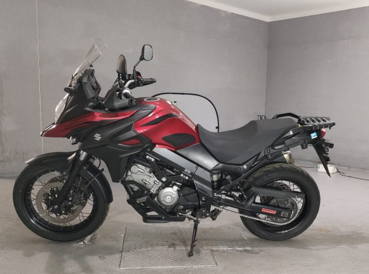 Мотоцикл Suzuki V-STROM DL650 з пробігом 78704 km