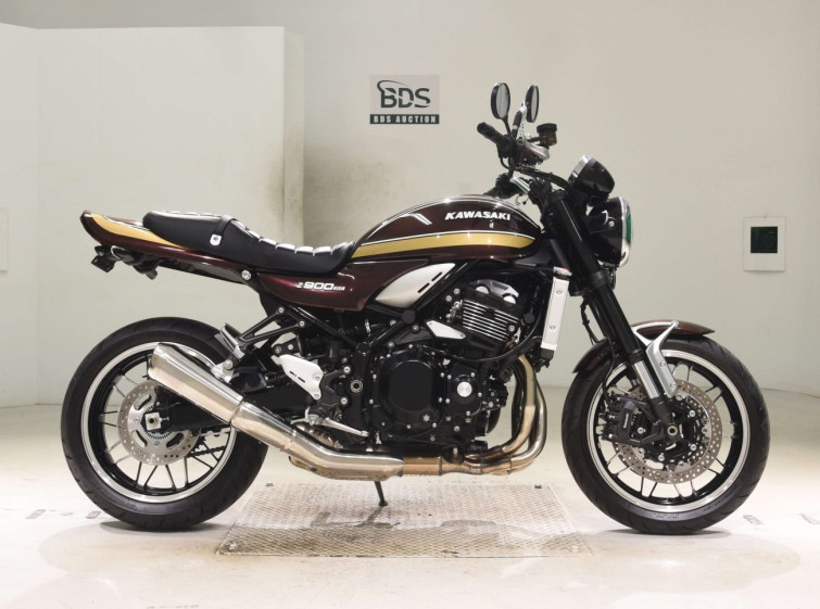 Мотоцикл Kawasaki Z900RS з пробігом 978 km