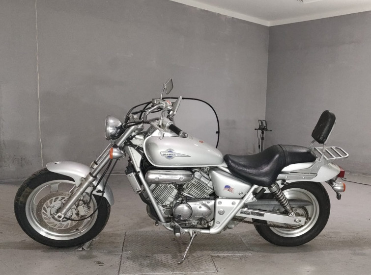 Мотоцикл Honda MAGNA250 с пробегом 13290 km