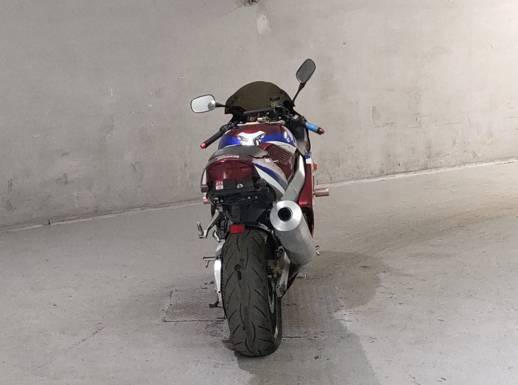 Мотоцикл Honda CBR900RR з пробігом 47324 km