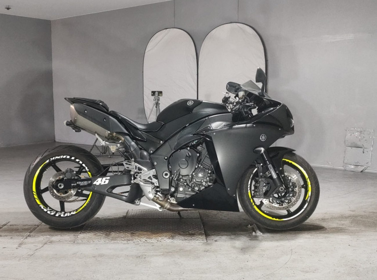 Мотоцикл Yamaha YZF-R1 с пробегом 16627 km