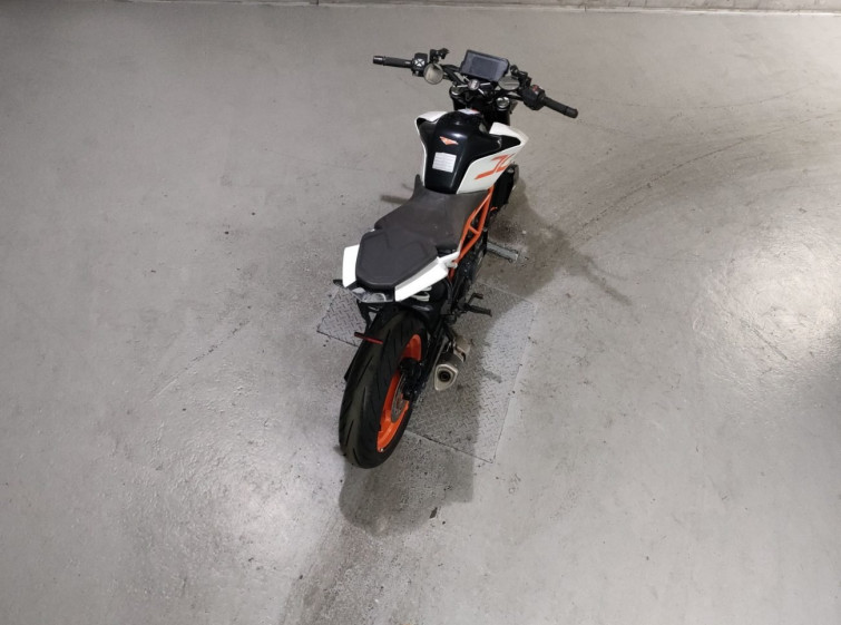 Мотоцикл KTM 390 DUKE с пробегом 10166 km