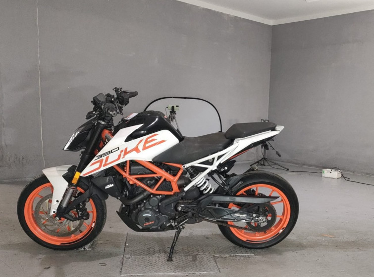 Мотоцикл KTM 390 DUKE с пробегом 10166 km