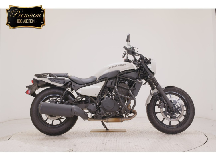 Мотоцикл Kawasaki ELIMINATOR400-3SE с пробегом 2785 km