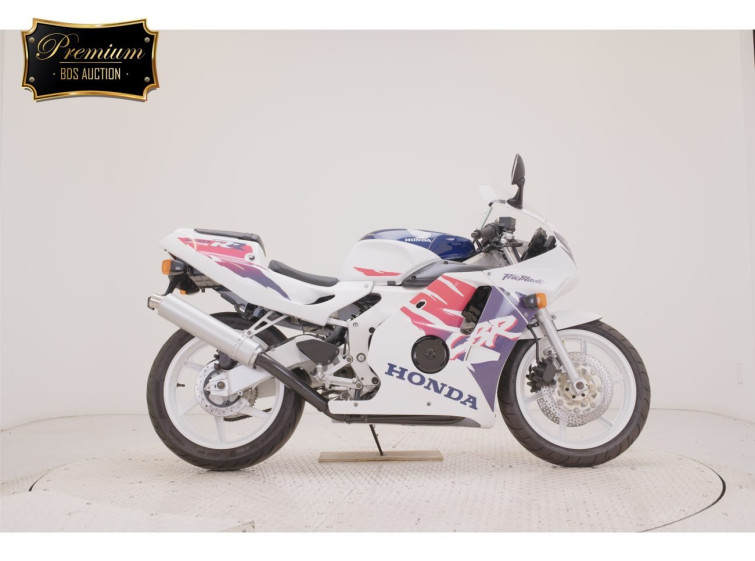 Мотоцикл Honda CBR250RR с пробегом 18462 km