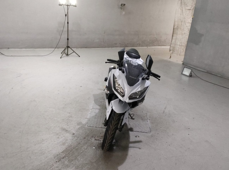 Мотоцикл Kawasaki NINJA250 с пробегом 15072 km
