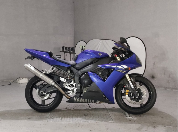 Мотоцикл Yamaha YZF-R1 з пробігом 44751 km