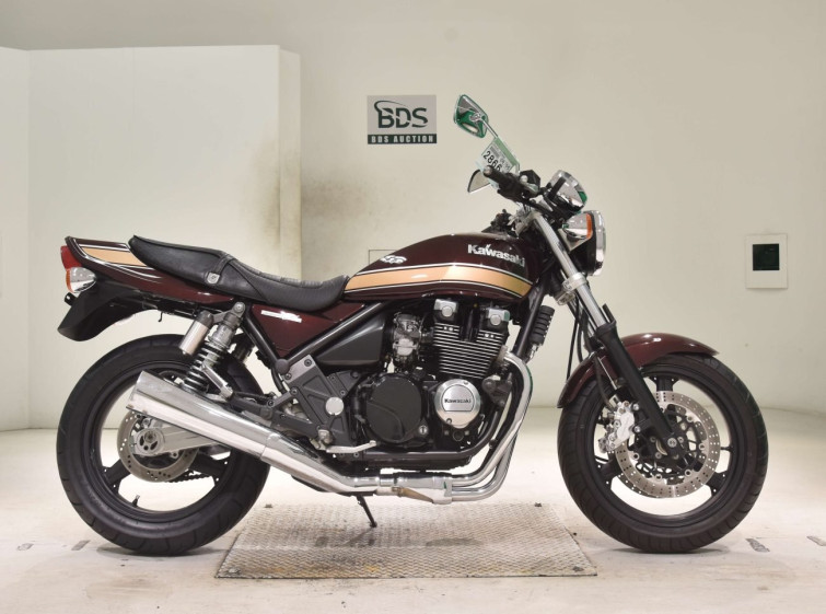 Мотоцикл Kawasaki ZEPHYR400 з пробігом 5411 km