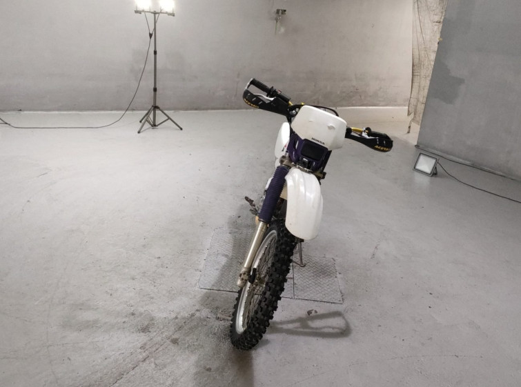 Мотоцикл Honda XR250 BAJA