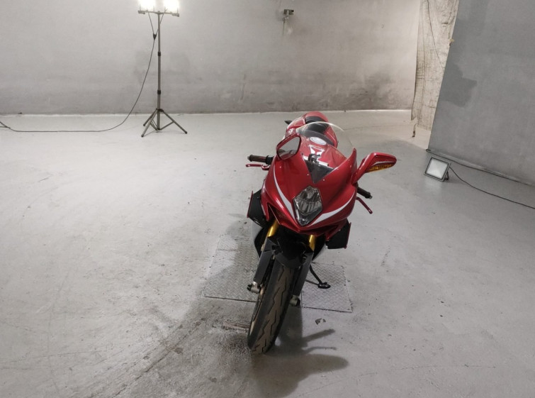 Мотоцикл MV Agusta F3 з пробігом 12659 km