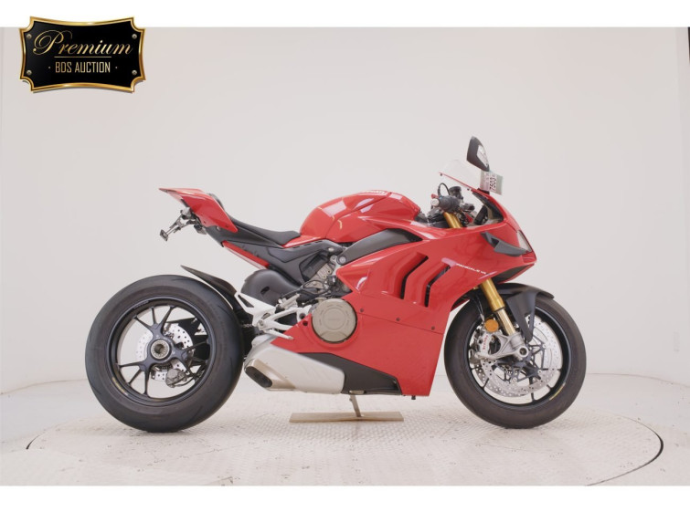 Мотоцикл Ducati PANIGALE V4S з пробігом 3932 km