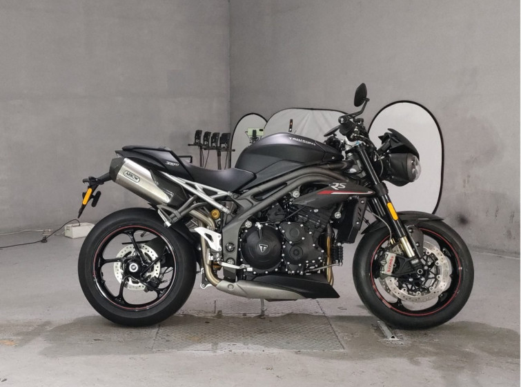 Мотоцикл Triumph SPEED TRIPLE RS с пробегом 1457 km