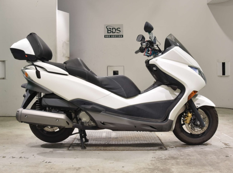 Мотоцикл Honda FORZA Z с пробегом 4647 km