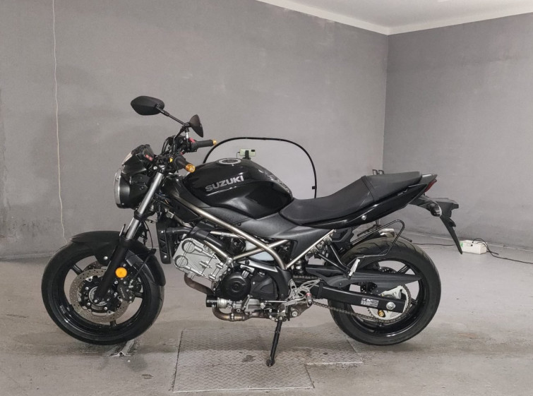 Мотоцикл Suzuki SV650 с пробегом 15268 km