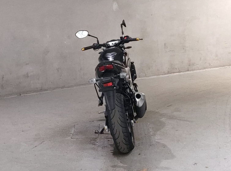 Мотоцикл Suzuki SV650 с пробегом 15268 km