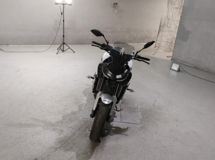 Мотоцикл Yamaha MT-09 з пробігом 4795 km