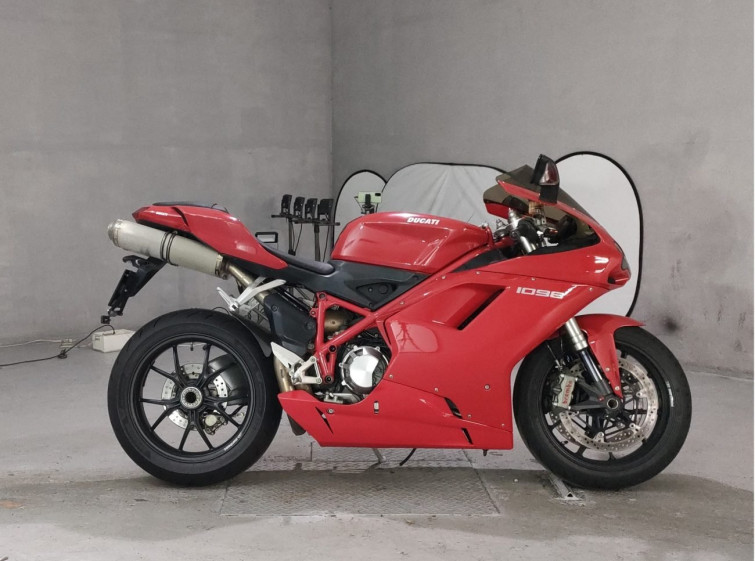 Мотоцикл Ducati 1098 с пробегом 12300 km
